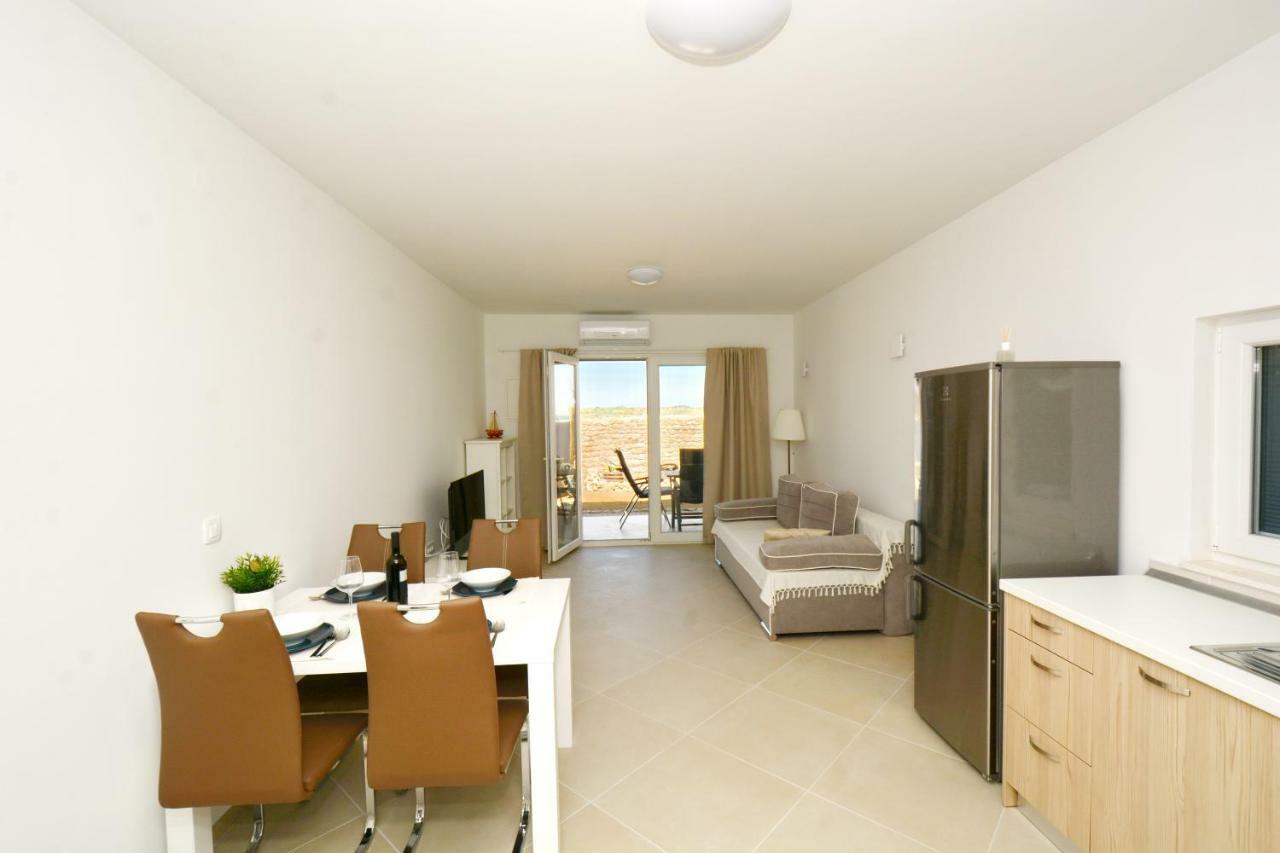Apartments Piazza Nin Dış mekan fotoğraf