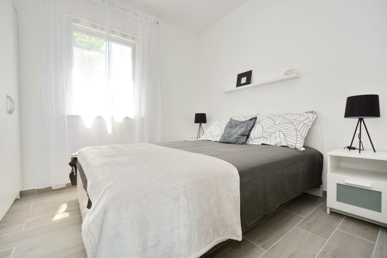 Apartments Piazza Nin Dış mekan fotoğraf